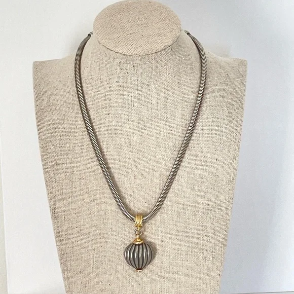 Ben-AmunTwo-Tone Hot Air Balloon Pendant 8” Drop Statement